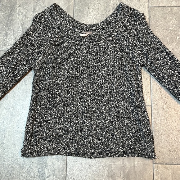 Free People Sweater - Picture 2 of 10